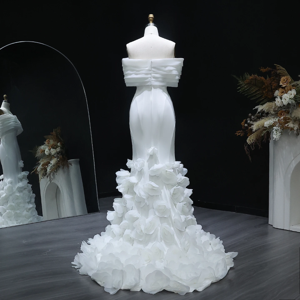 Rosé Bloom Mermaid Gown - White
