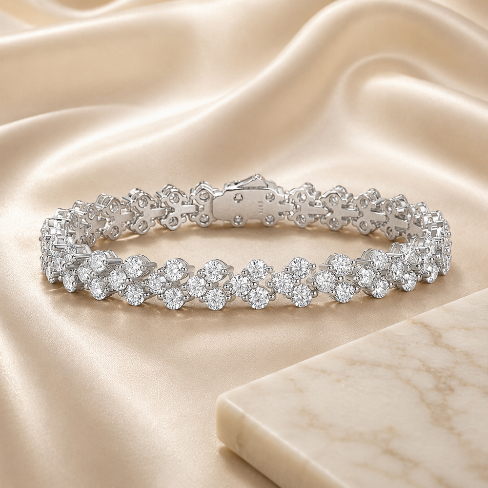Éclat Fleur silver moissanite floral cluster bracelet detail